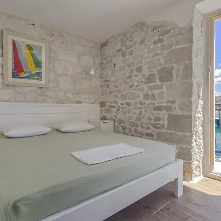 Ferienhaus Stonehouse Popozo